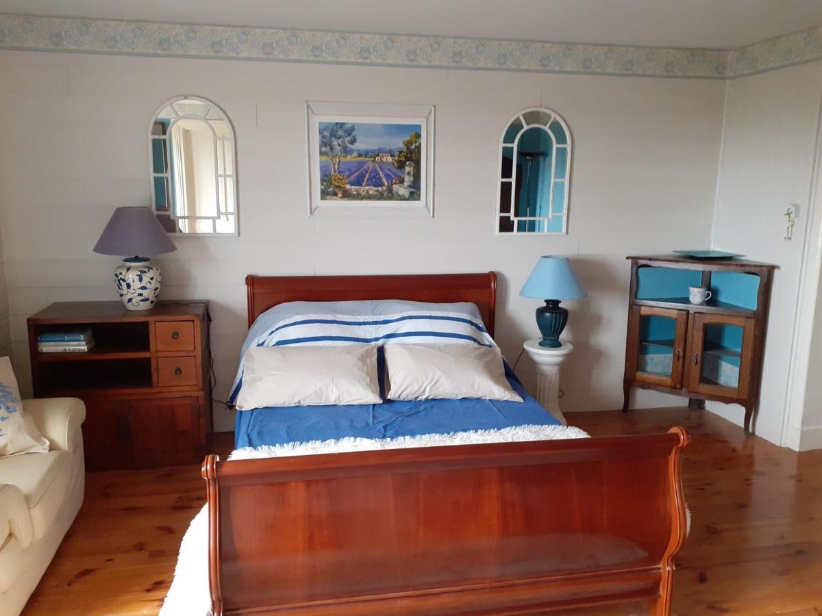 7042Douce Nuit Hotel Saint-Germain-Laval  Ngoại thất bức ảnh