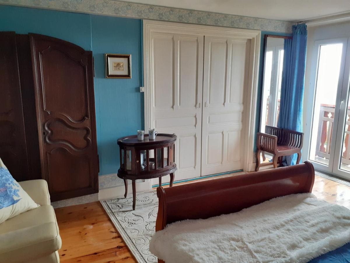 7042Douce Nuit Hotel Saint-Germain-Laval  Ngoại thất bức ảnh