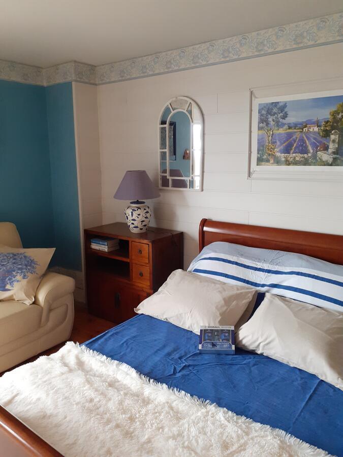 7042Douce Nuit Hotel Saint-Germain-Laval  Ngoại thất bức ảnh