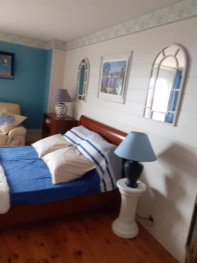 7042Douce Nuit Hotel Saint-Germain-Laval  Ngoại thất bức ảnh